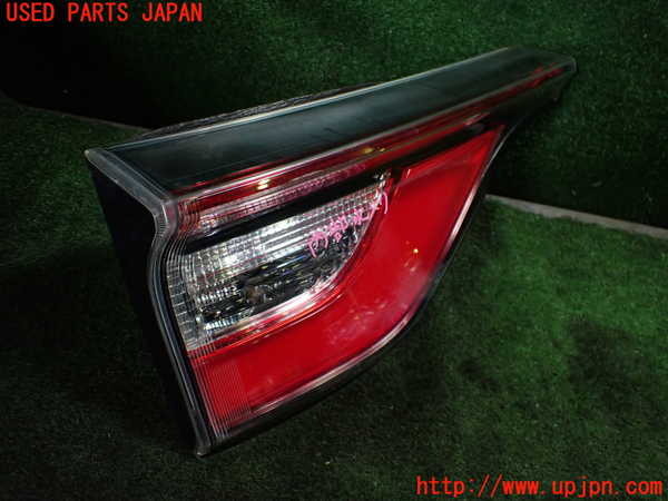 1UPJ-30231552]エスティマ(ACR50W)左リアフィニッシャー 中古_m0001.jpg