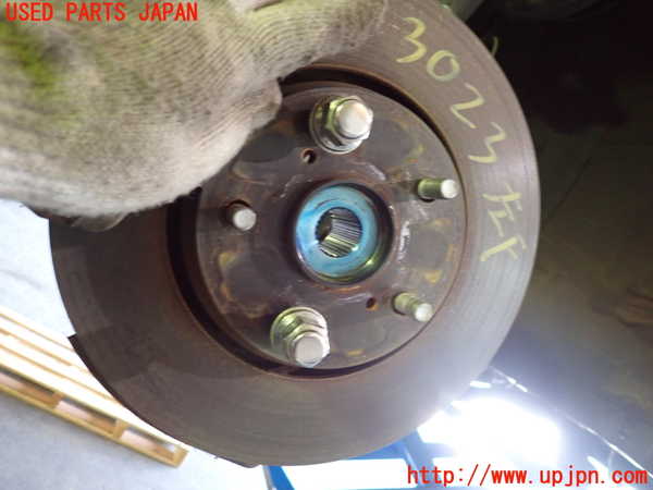 1UPJ-30234295]エスティマ(ACR50W)左フロントナックルハブ 中古_m0001.jpg