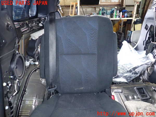 1UPJ-30237145]エスティマ(ACR50W)右2列目シート 中古_m0002.jpg