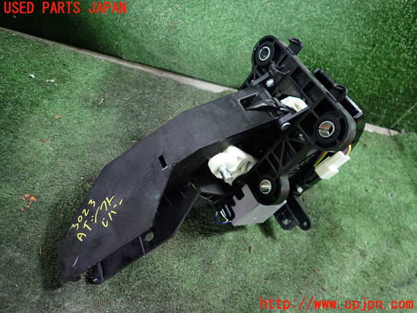 1UPJ-30237555]エスティマ(ACR50W)ATシフトレバー 中古_m0003.jpg