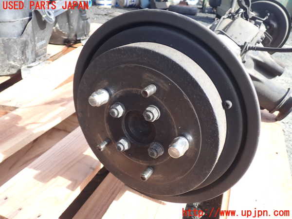 1UPJ-30244400]ジムニー シエラ(JB32W)リアデフホーシング 中古_m0003.jpg