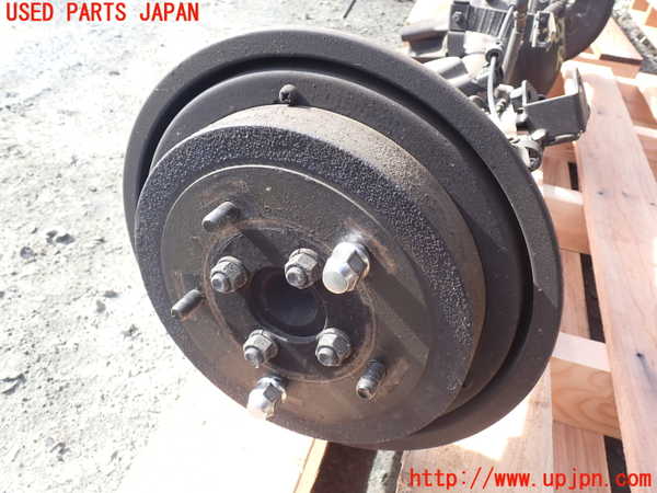 1UPJ-30244400]ジムニー シエラ(JB32W)リアデフホーシング 中古_m0004.jpg