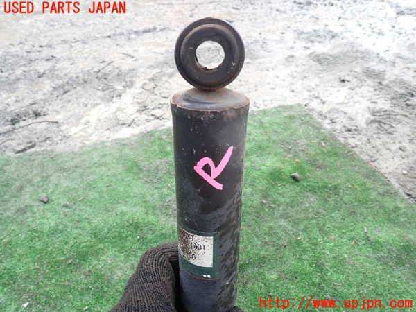 1UPJ-30245070]ジムニー シエラ(JB32W)右リアショックアブソーバー 中古_m0002.jpg