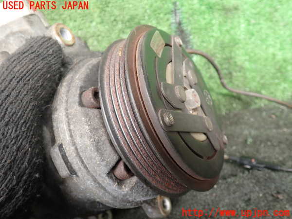 1UPJ-30246025]ジムニー シエラ(JB32W)エアコンコンプレッサー 中古_m0003.jpg