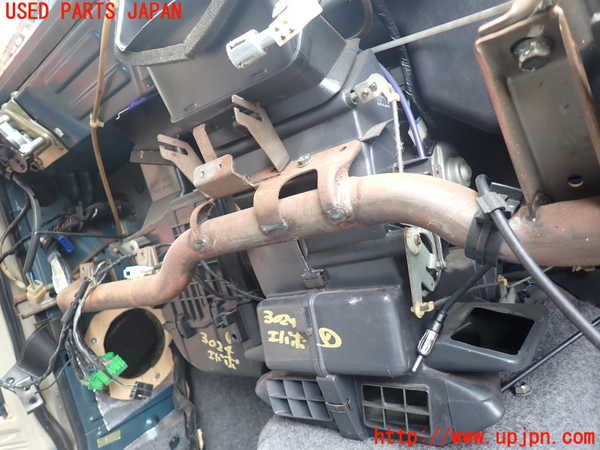 1UPJ-30246081]ジムニー シエラ(JB32W)エバポレーター1 中古_m0002.jpg
