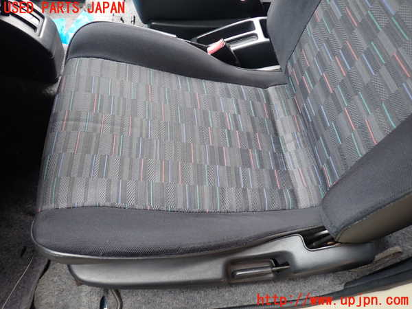 5UPJ-30247065]ジムニー シエラ(JB32W)助手席シート 中古_m0003.jpg