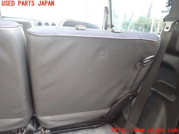 1UPJ-30247145]ジムニー シエラ(JB32W)右2列目シート 中古_m0004.jpg
