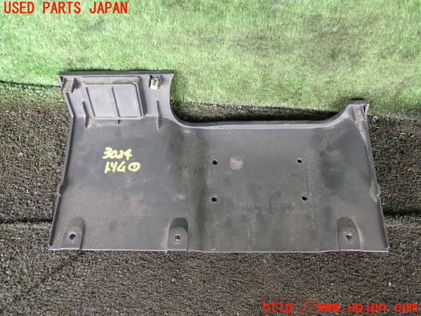 1UPJ-30247691]ジムニー シエラ(JB32W)内装トリム類1 中古_m0003.jpg
