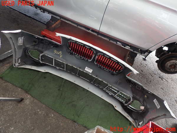 2UPJ-30251010]BMW 523i ツーリング(XL20)(F11)フロントバンパー 中古_m0005.jpg