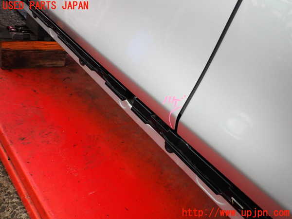 2UPJ-30251260]BMW 523i ツーリング(XL20)(F11)左前ドア 中古(43R-00050 M62)_m0002.jpg