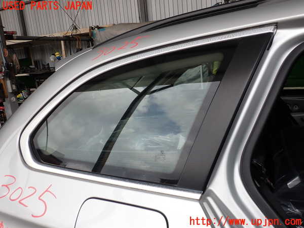 2UPJ-30251380]BMW 523i ツーリング(XL20)(F11)右クォーターガラス 中古(43R-001583 M3236)_m0001.jpg