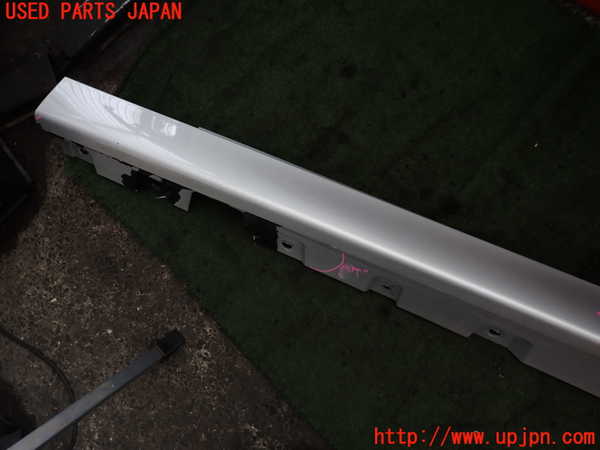 2UPJ-30251392]BMW 523i ツーリング(XL20)(F11)左サイドステップ 中古_m0002.jpg