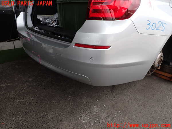 2UPJ-30251610]BMW 523i ツーリング(XL20)(F11)リアバンパー 中古_m0001.jpg