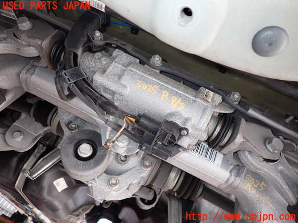 2UPJ-30254240]BMW 523i ツーリング(XL20)(F11)4WSラック 中古_m0001.jpg