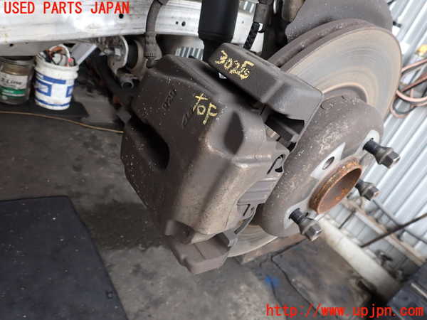 2UPJ-30254080]BMW 523i ツーリング(XL20)(F11)右フロントキャリパー 中古_m0001.jpg