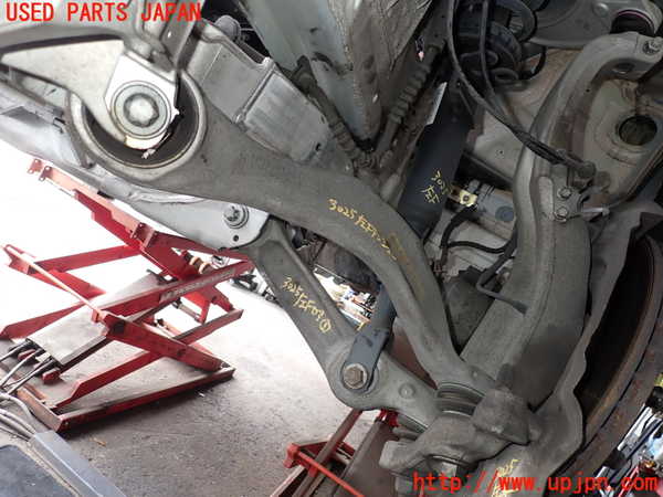 2UPJ-30255320]BMW 523i ツーリング(XL20)(F11)左フロントテンションロッド 中古_m0001.jpg