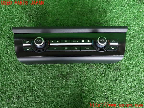 2UPJ-30256066]BMW 523i ツーリング(XL20)(F11)エアコンスイッチ1 中古_m0001.jpg