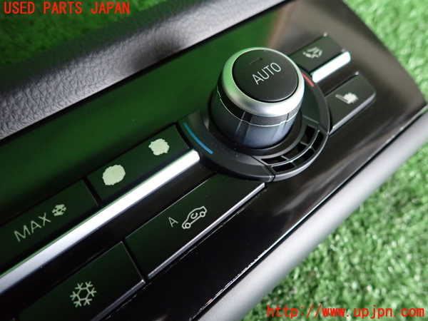 2UPJ-30256066]BMW 523i ツーリング(XL20)(F11)エアコンスイッチ1 中古_m0002.jpg