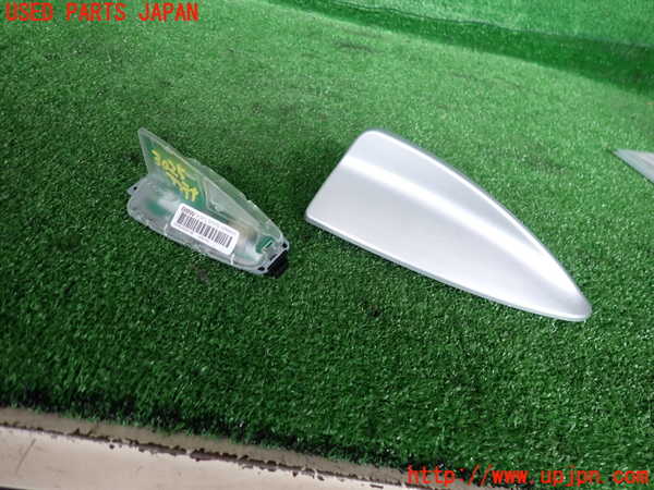 2UPJ-30256550]BMW 523i ツーリング(XL20)(F11)アンテナ 中古_m0001.jpg