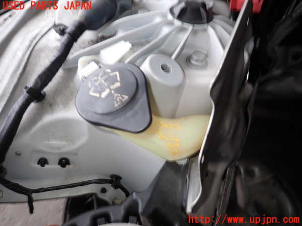 2UPJ-30256791]BMW 523i ツーリング(XL20)(F11)ウォッシャータンク1 中古_m0001.jpg