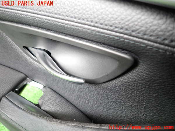 2UPJ-30251264]BMW 523i ツーリング(XL20)(F11)左前ドア内張り 中古_m0002.jpg