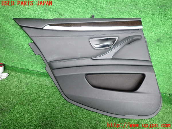 2UPJ-30251324]BMW 523i ツーリング(XL20)(F11)左後ドア内張り 中古_m0001.jpg