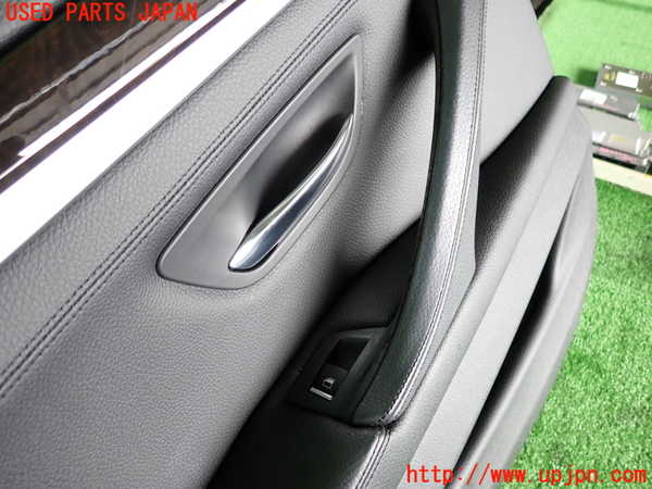 2UPJ-30251324]BMW 523i ツーリング(XL20)(F11)左後ドア内張り 中古_m0002.jpg