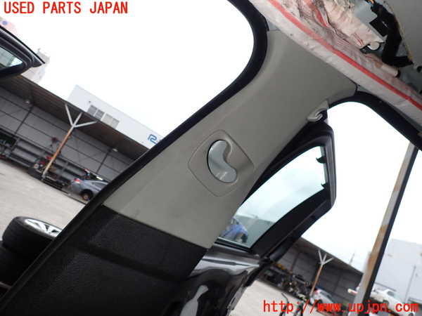 2UPJ-30257665]BMW 523i ツーリング(XL20)(F11)右センターピラートリム 中古_m0002.jpg