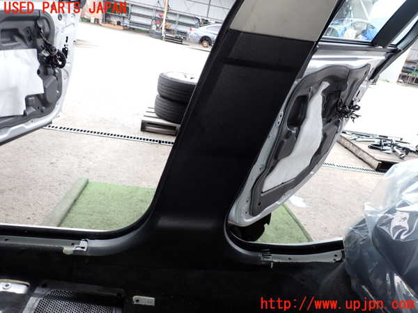 2UPJ-30257665]BMW 523i ツーリング(XL20)(F11)右センターピラートリム 中古_m0003.jpg