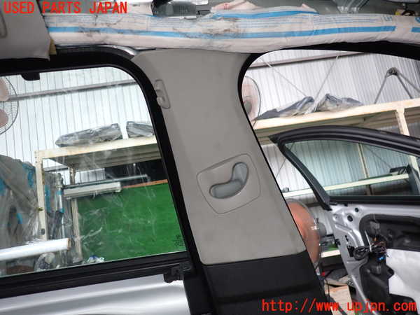 2UPJ-30257670]BMW 523i ツーリング(XL20)(F11)左センターピラートリム 中古_m0002.jpg