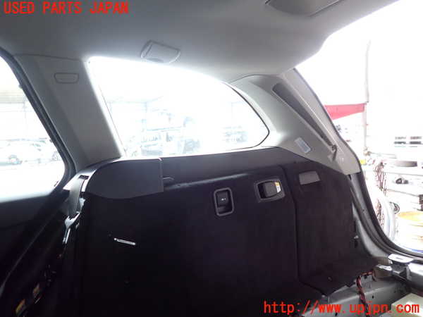 2UPJ-30257675]BMW 523i ツーリング(XL20)(F11)右リアピラートリム 中古_m0002.jpg