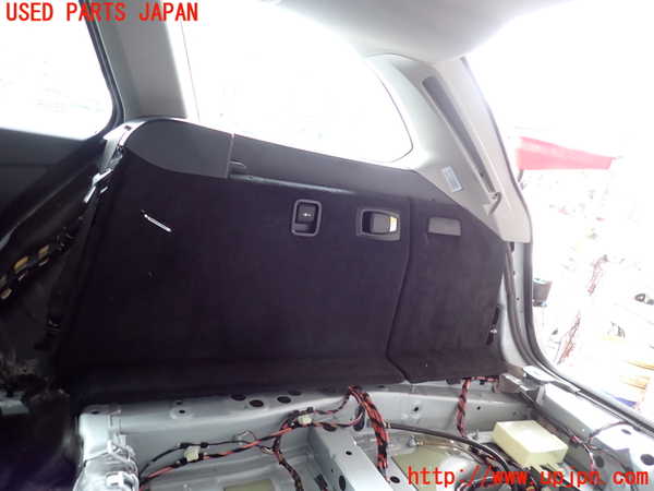 2UPJ-30257675]BMW 523i ツーリング(XL20)(F11)右リアピラートリム 中古_m0003.jpg