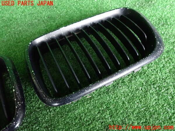 2UPJ-30261050]BMW 318is クーペ(BE19)(E36)ラジエターグリル 【ジャンク品】 中古_m0002.jpg