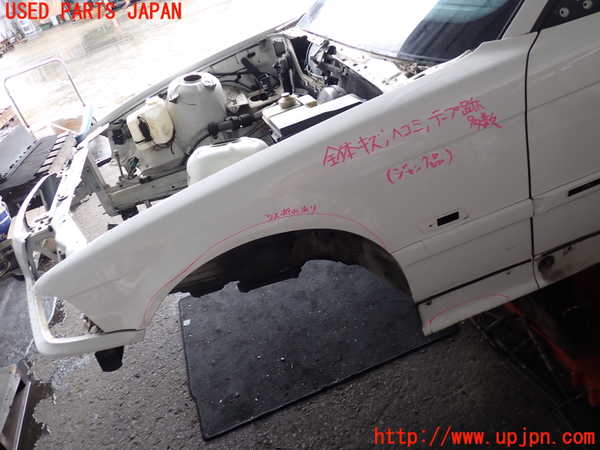 2UPJ-30261082]BMW 318is クーペ(BE19)(E36)左前フェンダー 【ジャンク品】 中古_m0001.jpg