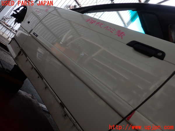 2UPJ-30261260]BMW 318is クーペ(BE19)(E36)左ドア (43R-00049 M25) 中古_m0002.jpg