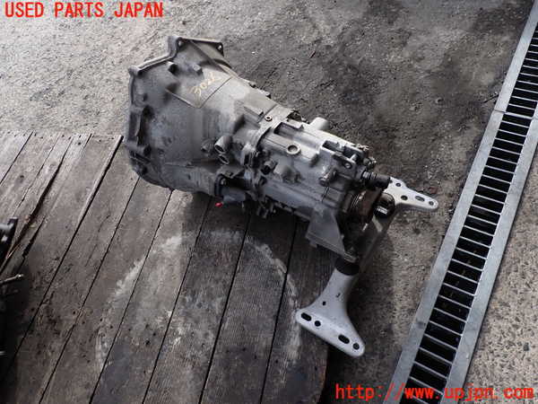 2UPJ-30263200]BMW 318is クーペ(BE19)(E36)ミッション MT 19 4S 中古_m0001.jpg