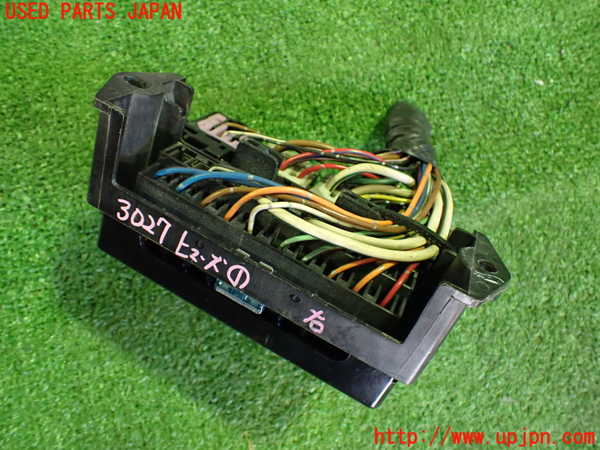 2UPJ-30276741]フィガロ(FK10)ヒューズボックス1 中古_m0003.jpg