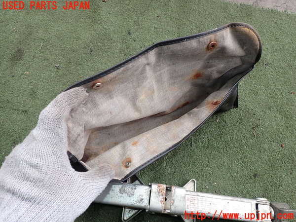 2UPJ-30277805]フィガロ(FK10)車載工具 中古_m0002.jpg
