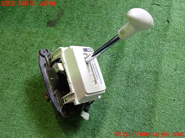 2UPJ-30277555]フィガロ(FK10)ATシフトレバー 中古_m0001.jpg