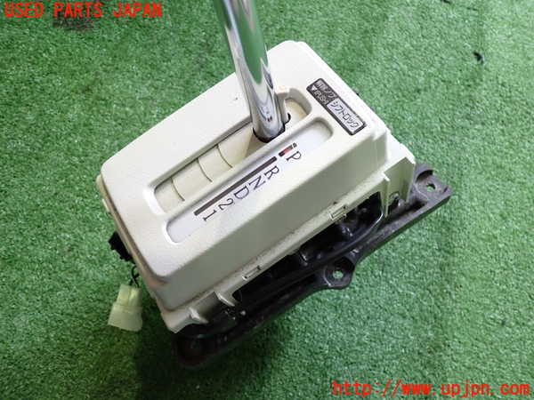 2UPJ-30277555]フィガロ(FK10)ATシフトレバー 中古_m0002.jpg