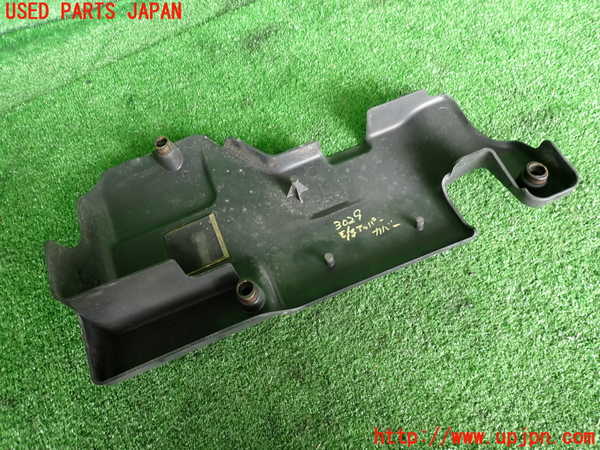 2UPJ-30292160]PTクルーザー(PT2K20)エンジンアッパーカバー 中古_m0003.jpg