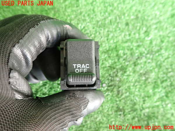 2UPJ-30296306]PTクルーザー(PT2K20)スイッチ1 (TRAC OFF) 中古_m0001.jpg