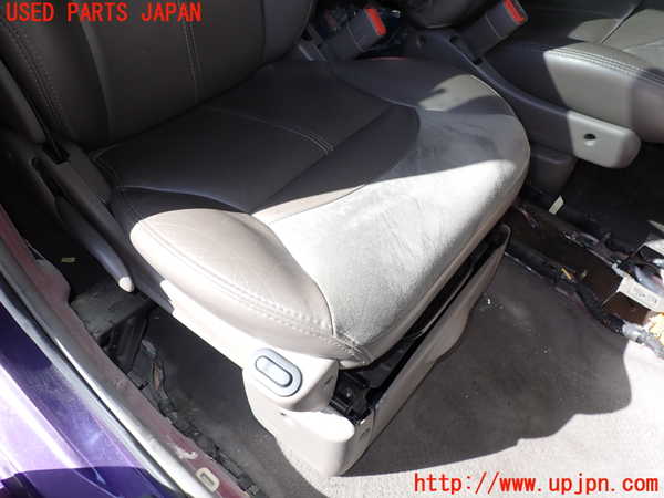 2UPJ-30297065]PTクルーザー(PT2K20)助手席シート 中古_m0003.jpg