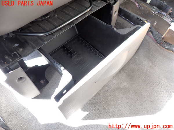 2UPJ-30297065]PTクルーザー(PT2K20)助手席シート 中古_m0004.jpg