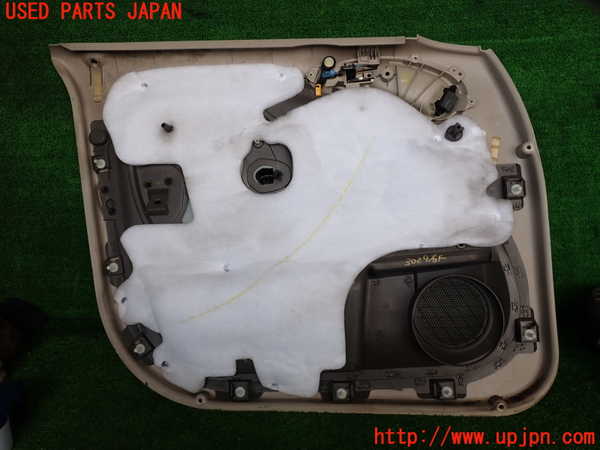 2UPJ-30291234]PTクルーザー(PT2K20)右前ドア内張り 中古_m0002.jpg