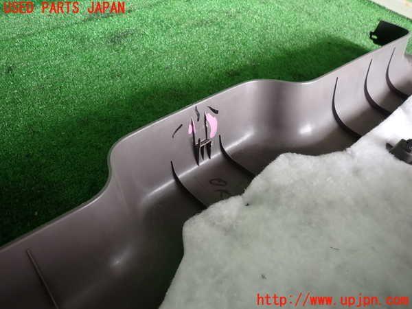 2UPJ-30291578]PTクルーザー(PT2K20)バックドア内張り 中古_m0003.jpg