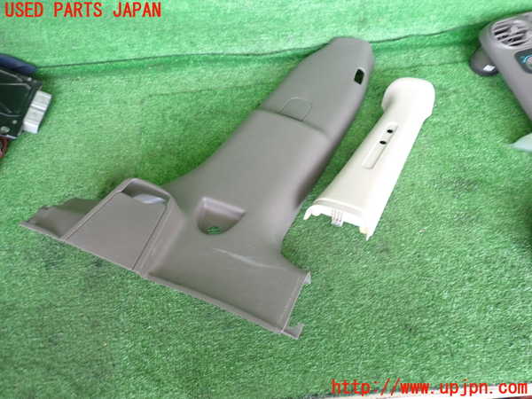 2UPJ-30297665]PTクルーザー(PT2K20)右センターピラートリム 中古_m0001.jpg