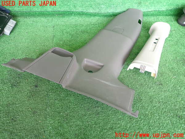 2UPJ-30297665]PTクルーザー(PT2K20)右センターピラートリム 中古_m0003.jpg