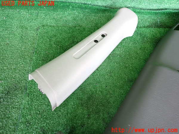 2UPJ-30297670]PTクルーザー(PT2K20)左センターピラートリム 中古_m0002.jpg