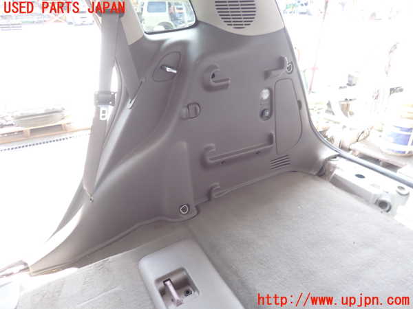 2UPJ-30297675]PTクルーザー(PT2K20)右リアピラートリム 中古_m0003.jpg